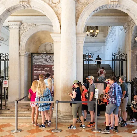 Apartament Heaven San Marco 1 & 2, The Elegant A Stone S Throw From St S Square *