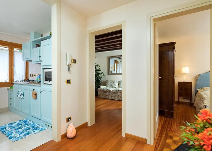 Heaven San Marco 1 & 2, The Elegant A Stone S Throw From St S Square Appartement *