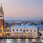San Marco Elegant A Step From St Marks Square - Heaven Collection *
