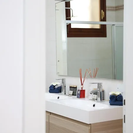 Apartment Heaven San Marco 1 & 2, The Elegant A Stone S Throw From St S Square