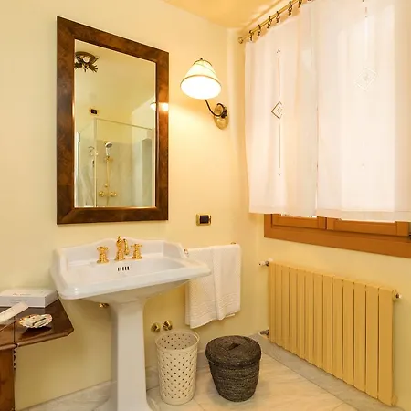Apartment Heaven San Marco 1 & 2, The Elegant A Stone S Throw From St S Square Venice